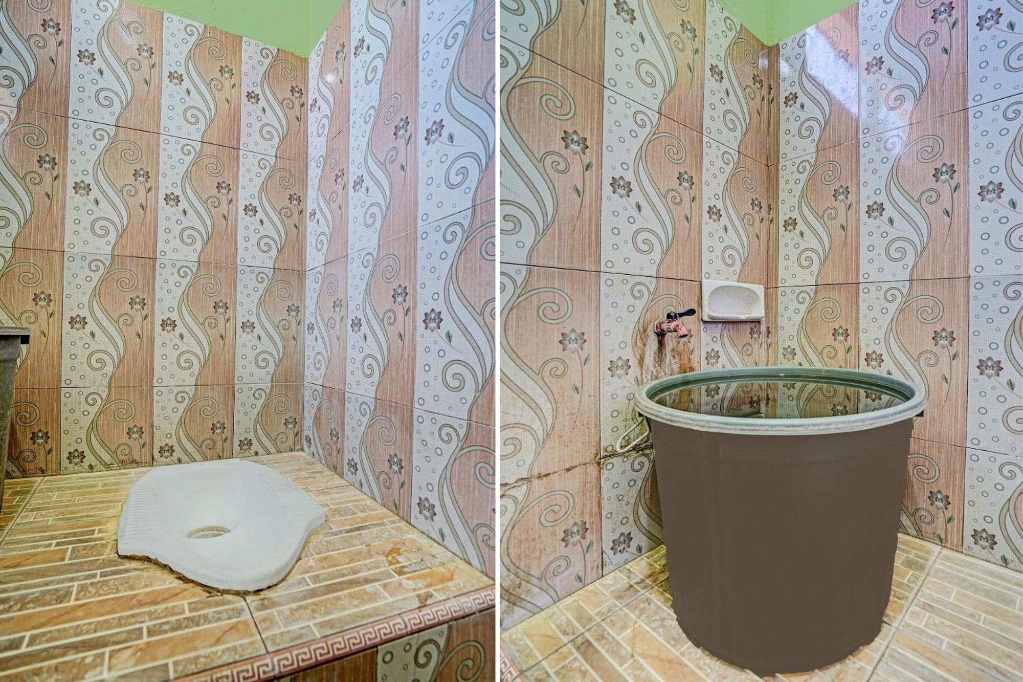ホテル Spot On 91716 Kost Yy Syariah Mojokerto エクステリア 写真